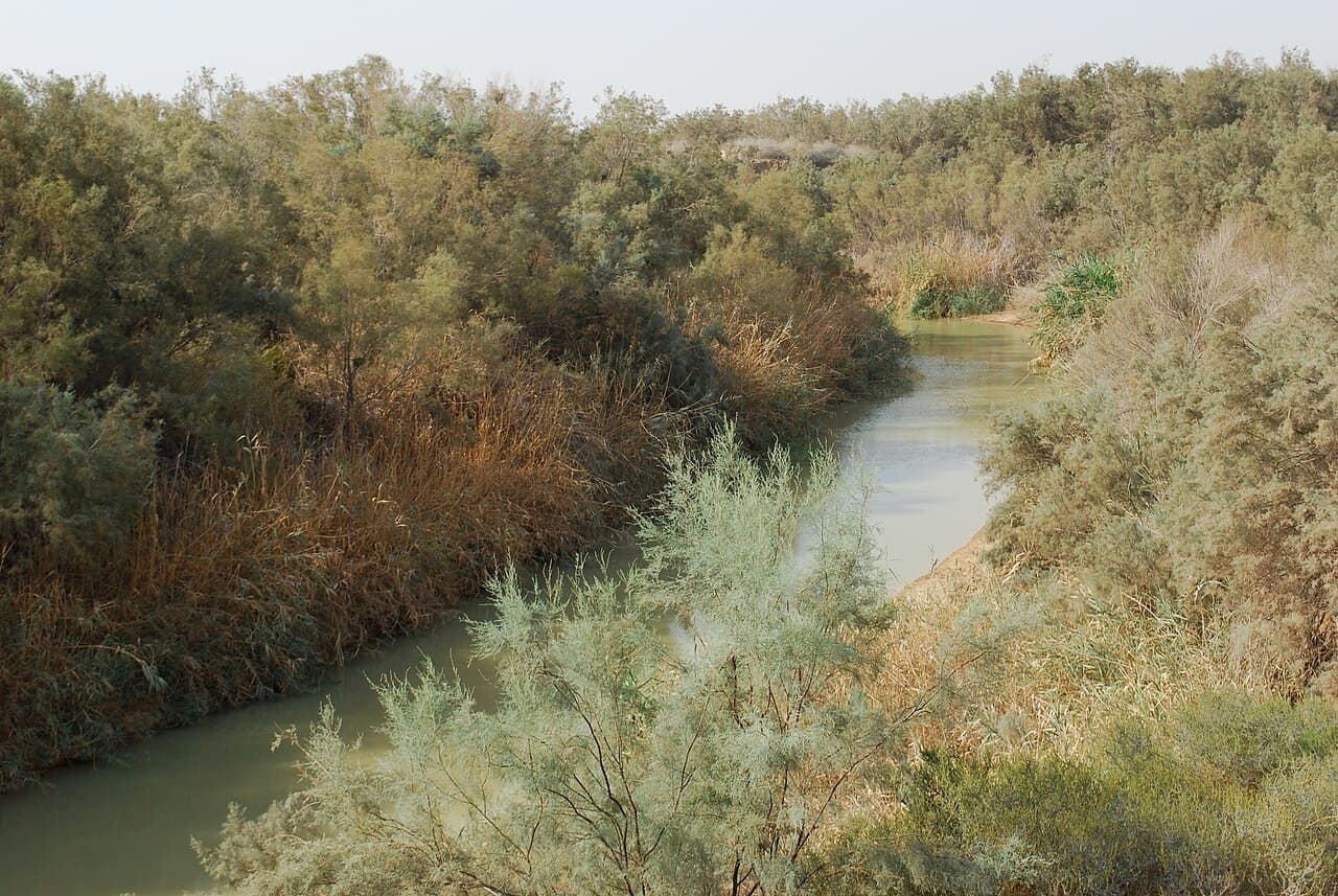 مغارة وردة بعجلون تكشف إرثاً تعدينياً قديماً
