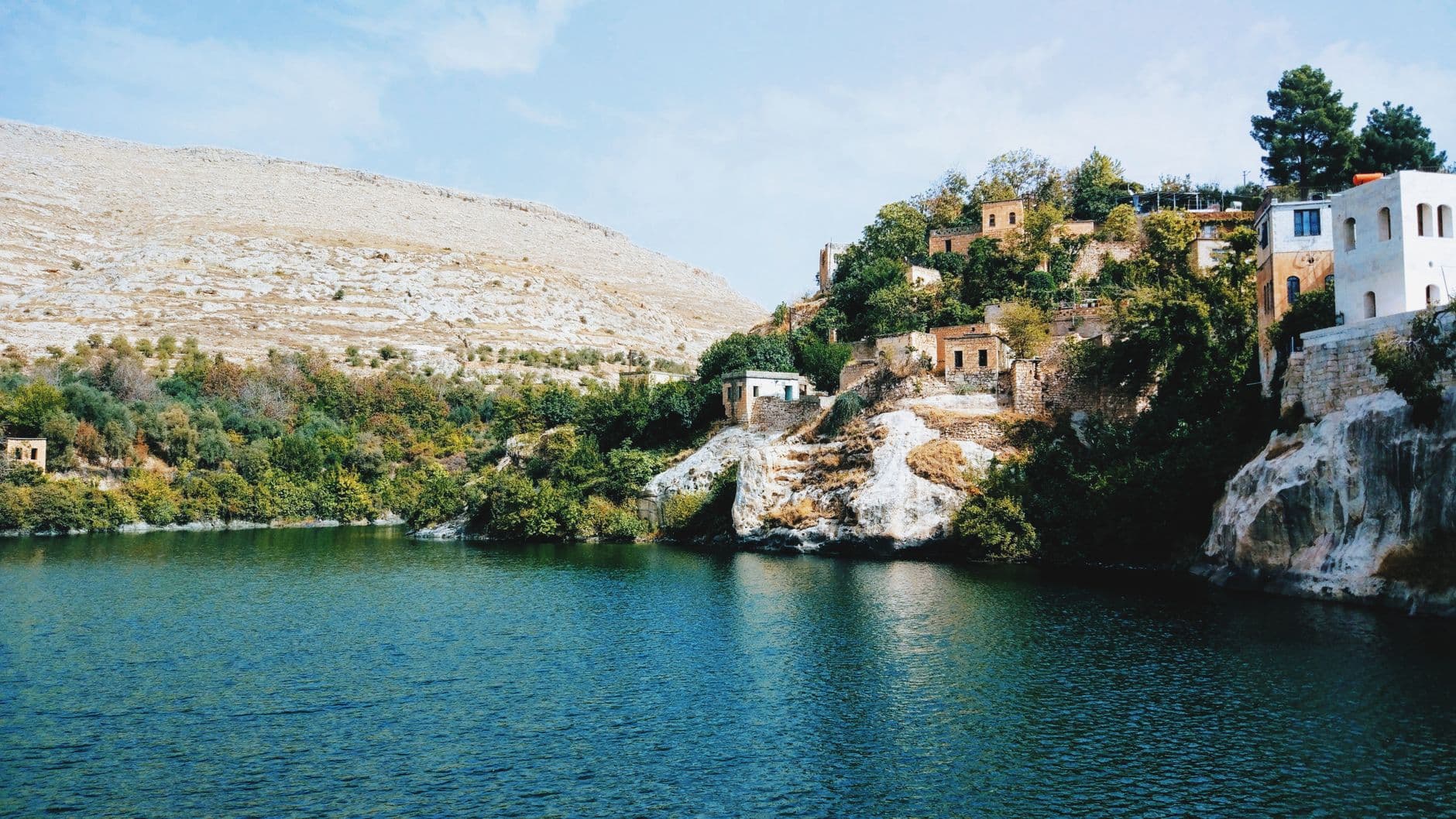 الجزائر تنجز 5 سدود لتعزيز أمنها المائي