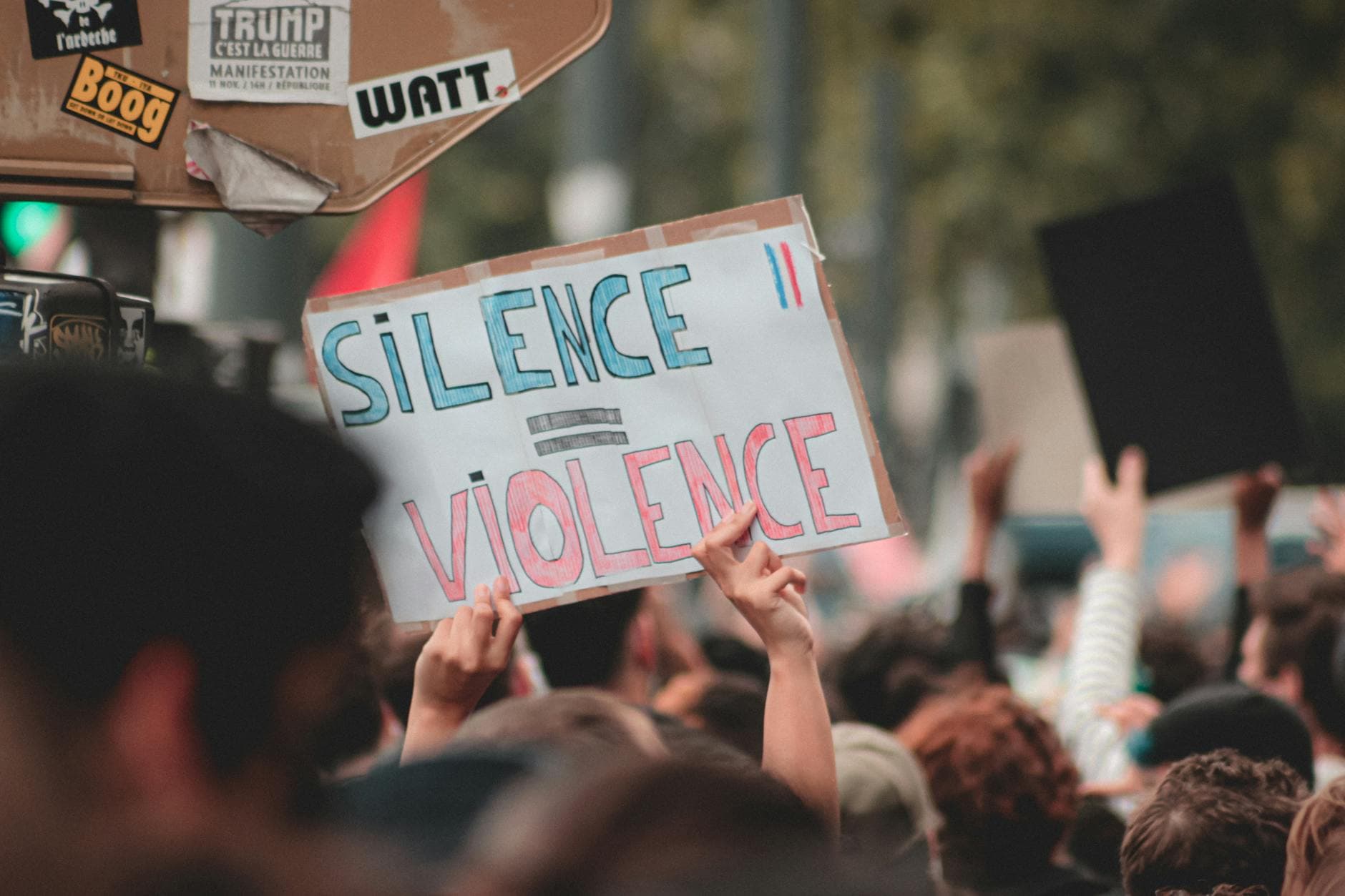 العنف السياسي بالأرقام — 200 مليون شخص يعيشون تحت التهديد