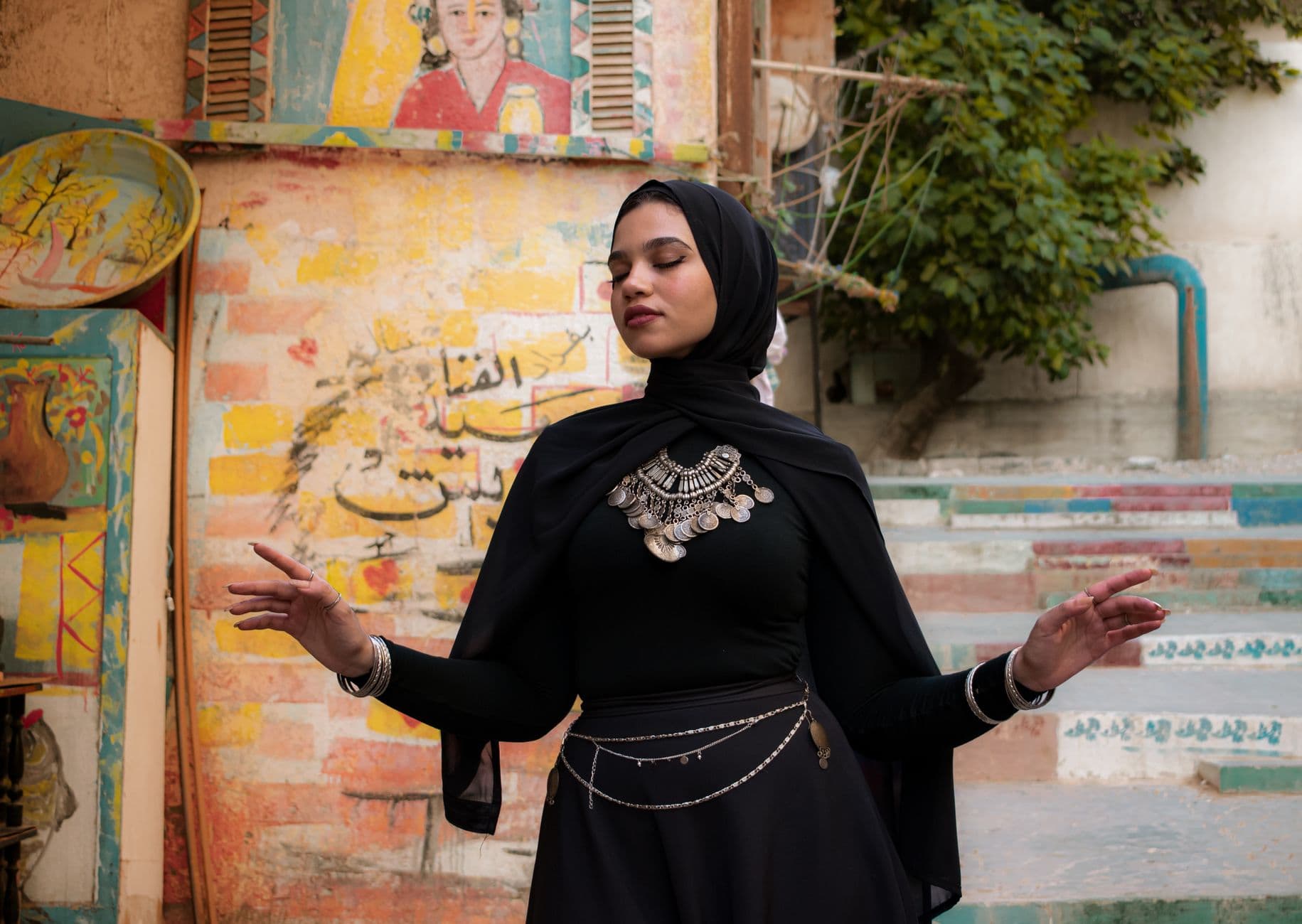 مناظرة: هل أثرت السينما المصرية على الهوية الثقافية العربية سلبًا أم إيجابًا؟