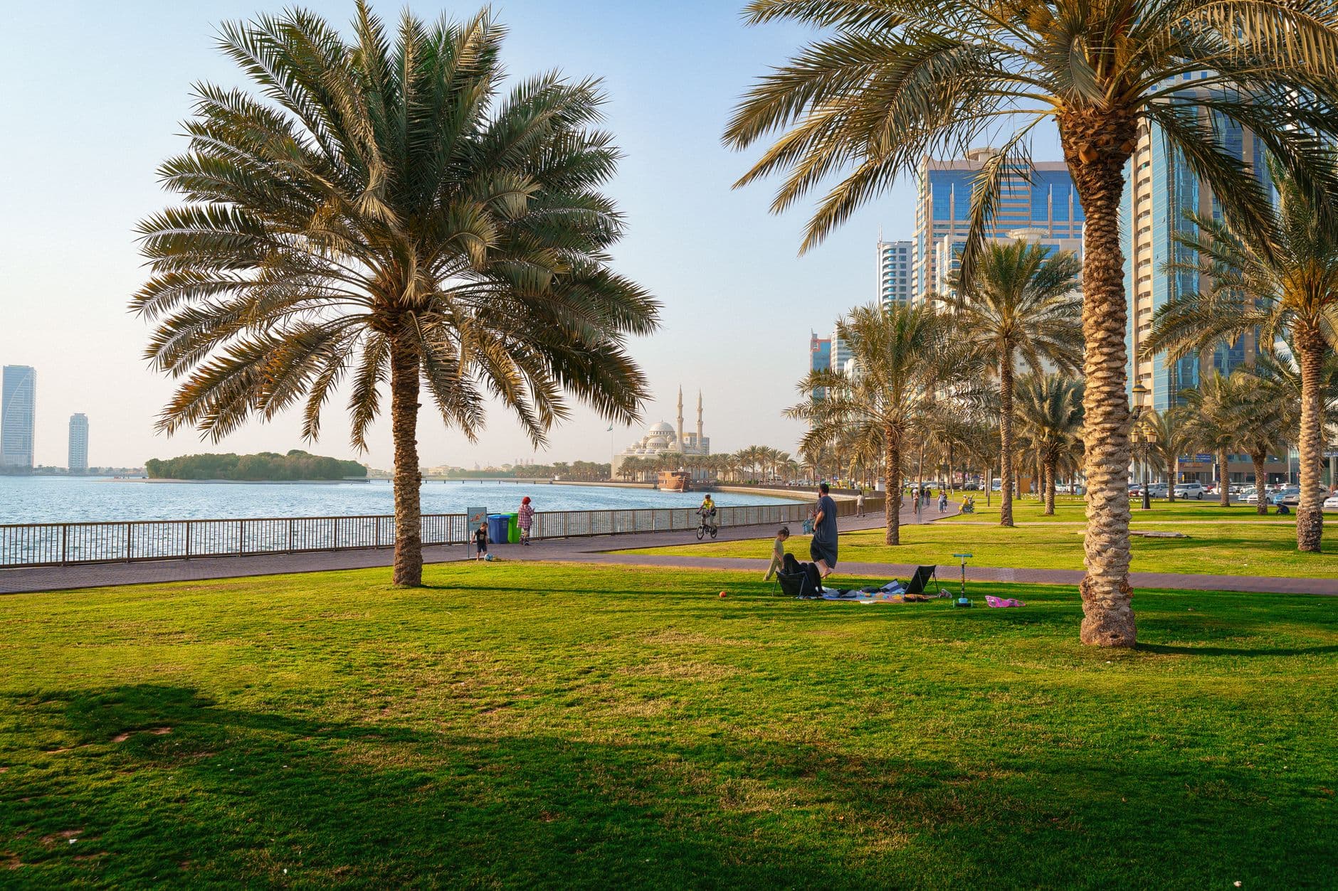 أفضل 10 مدن عربية للسفر العائلي 2024