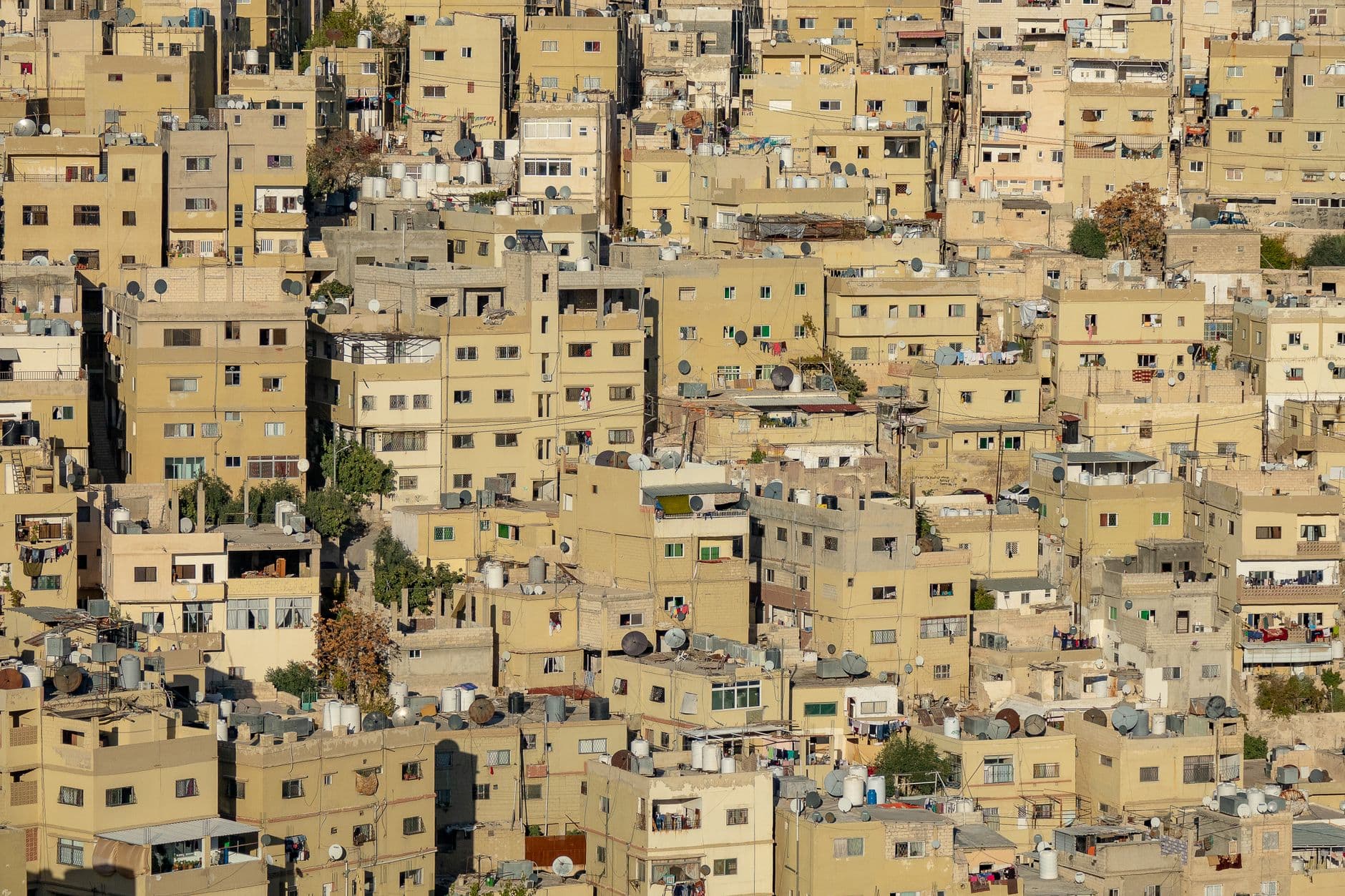 توزيع السكان والتوترات الأمنية في محافظات العراق 2024