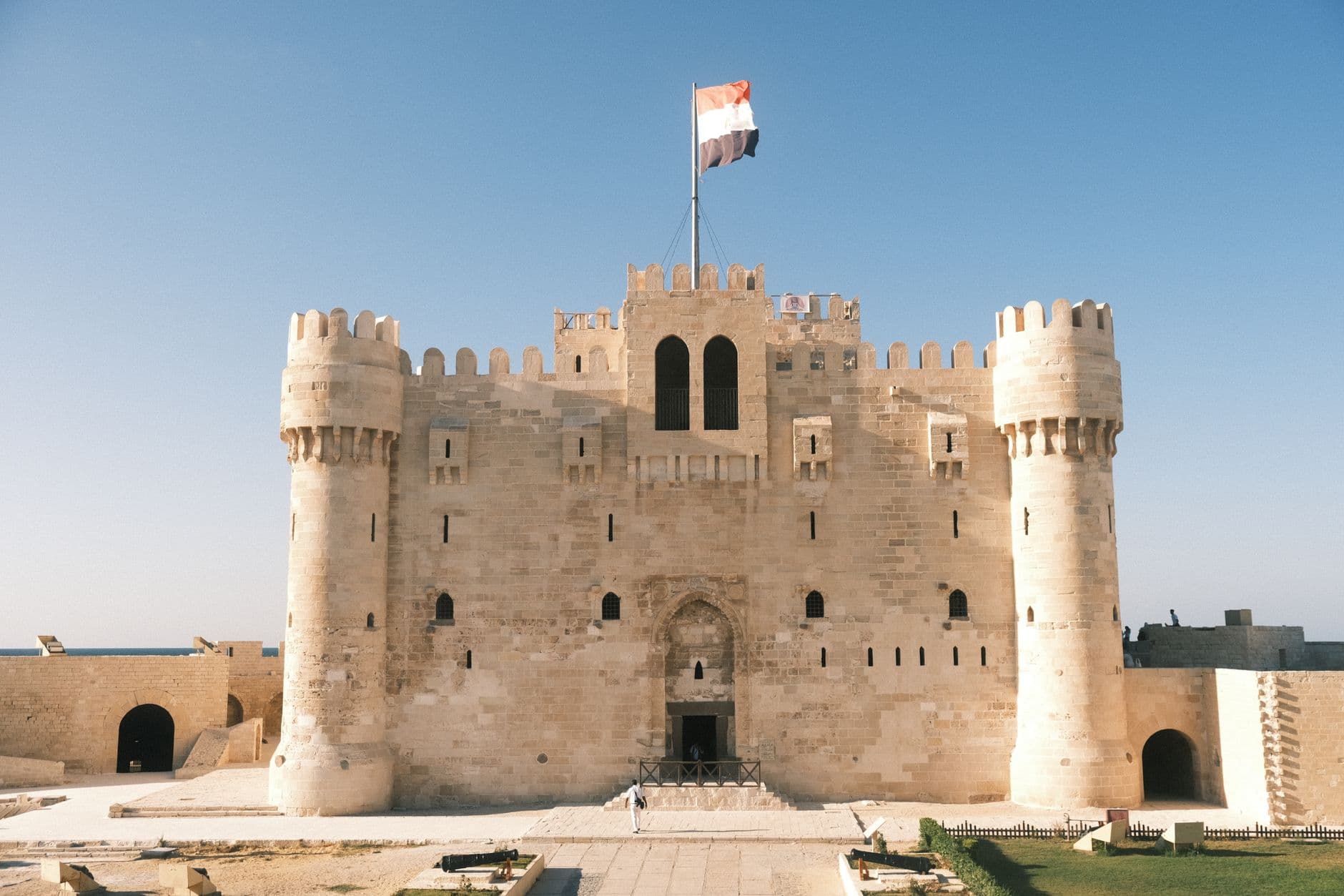 اليونسكو تدرج قلعة الشقيف بلبنان وتفجيرات تهزها