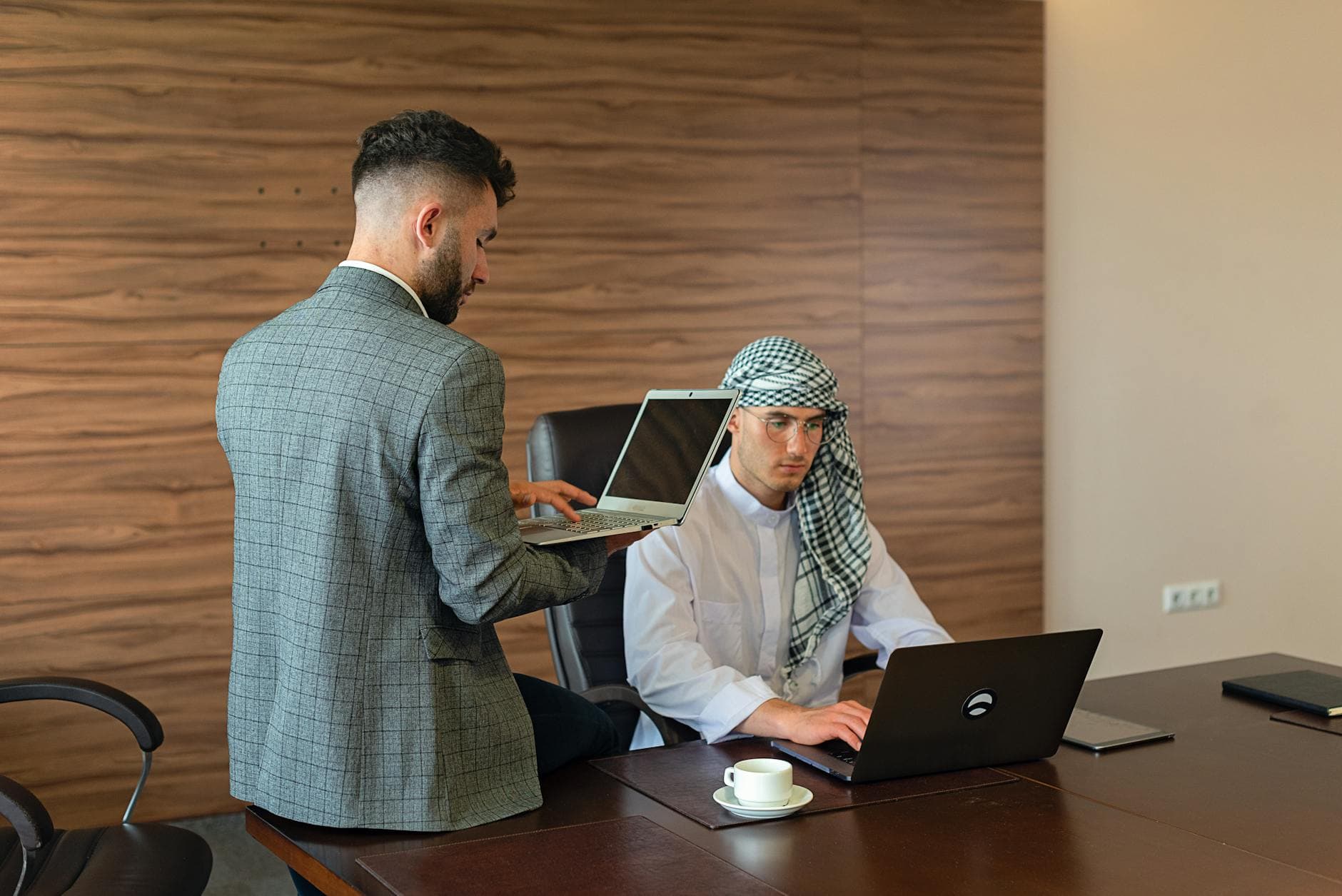 اللغة العربية بالأرقام — تراجع استخدام وتحديات رقمية