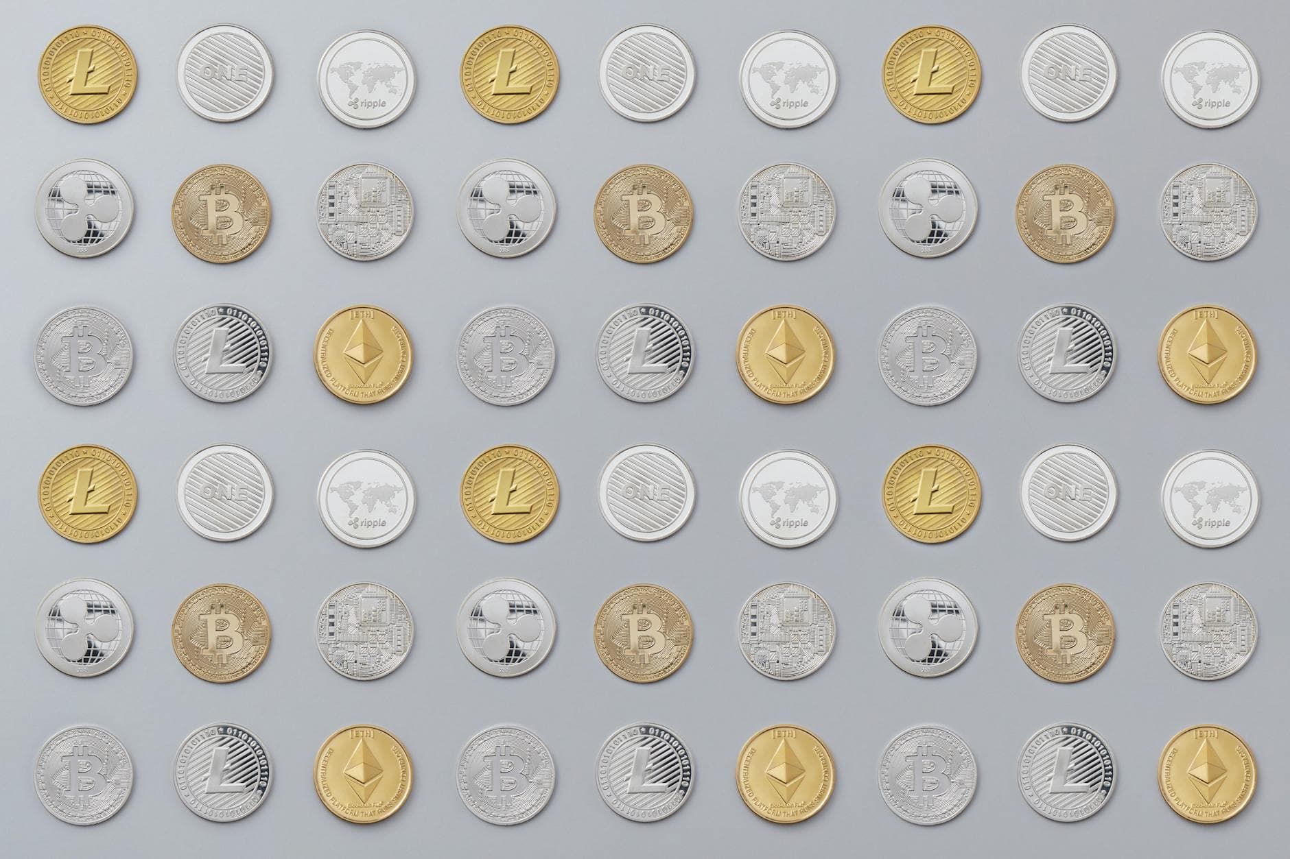 مستقبل العملات الرقمية: هل ستطيح بالعملات التقليدية؟ ثلاثة سيناريوهات