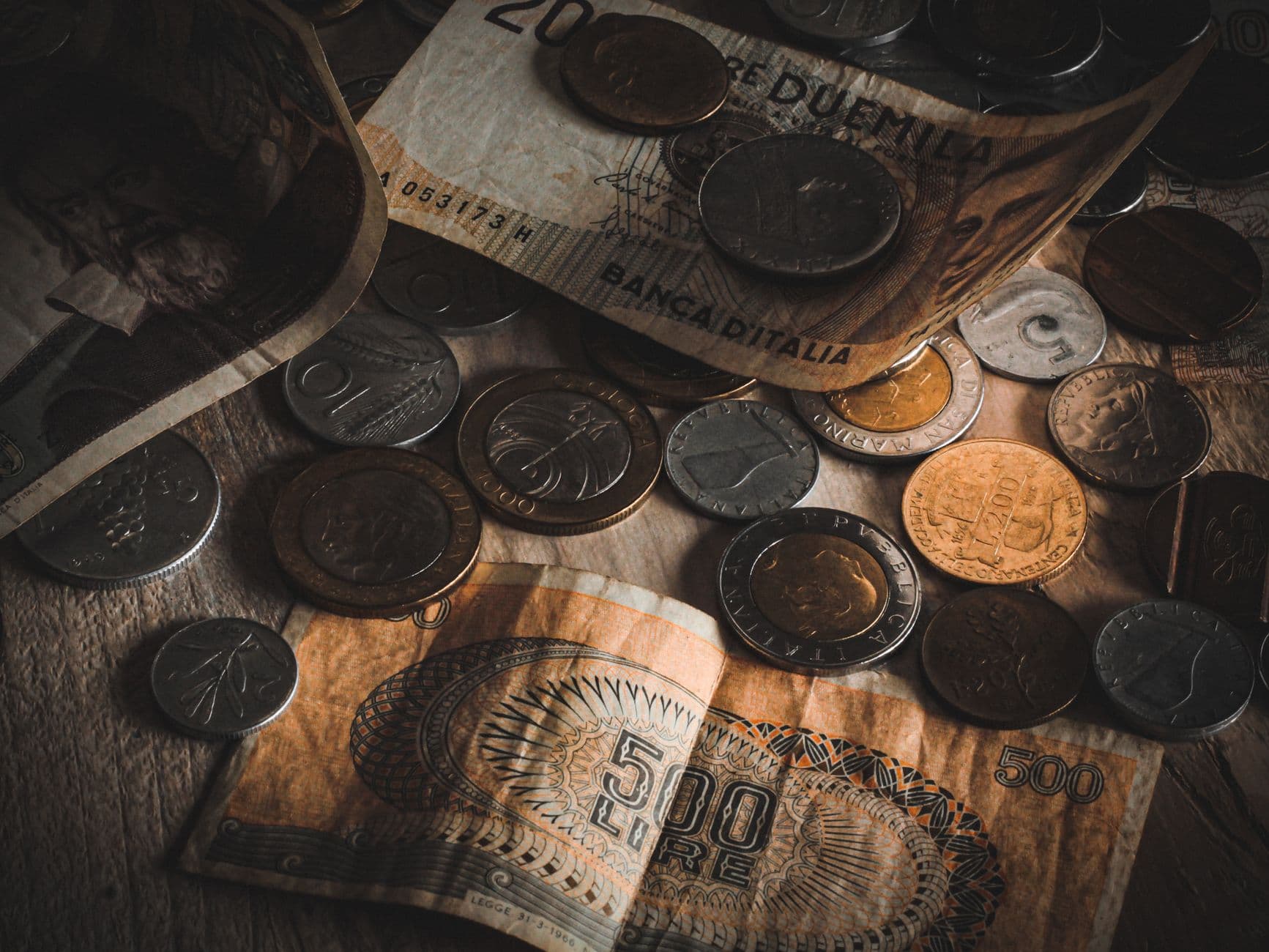 10% من أسر إيطاليا تمتلك 60% من الثروة