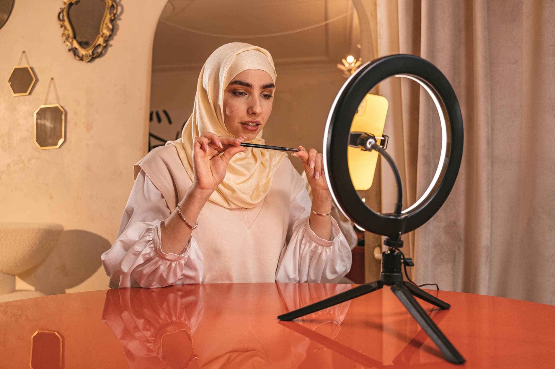 مقارنة بالأرقام: صناعة المحتوى الرقمي بين السعودية وقطر