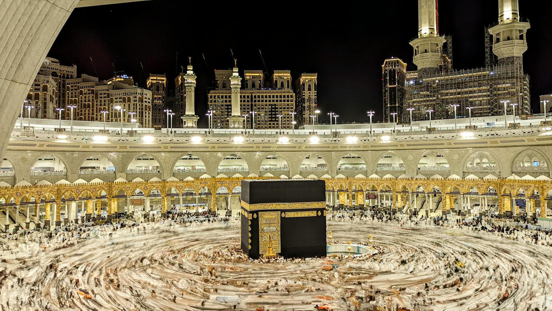 تاريخ الحج الإسلامي من الجاهلية إلى العصر الحديث