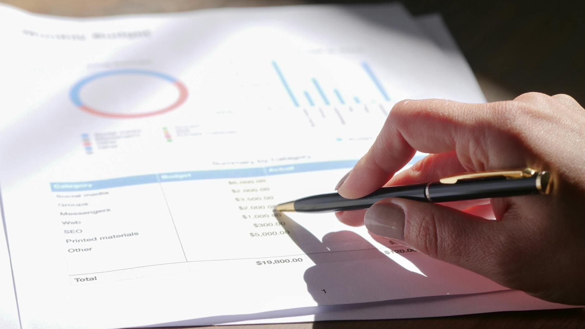 مهرجانات الفنون العربية بالأرقام — استثمارات ضخمة وحضور متنامٍ
