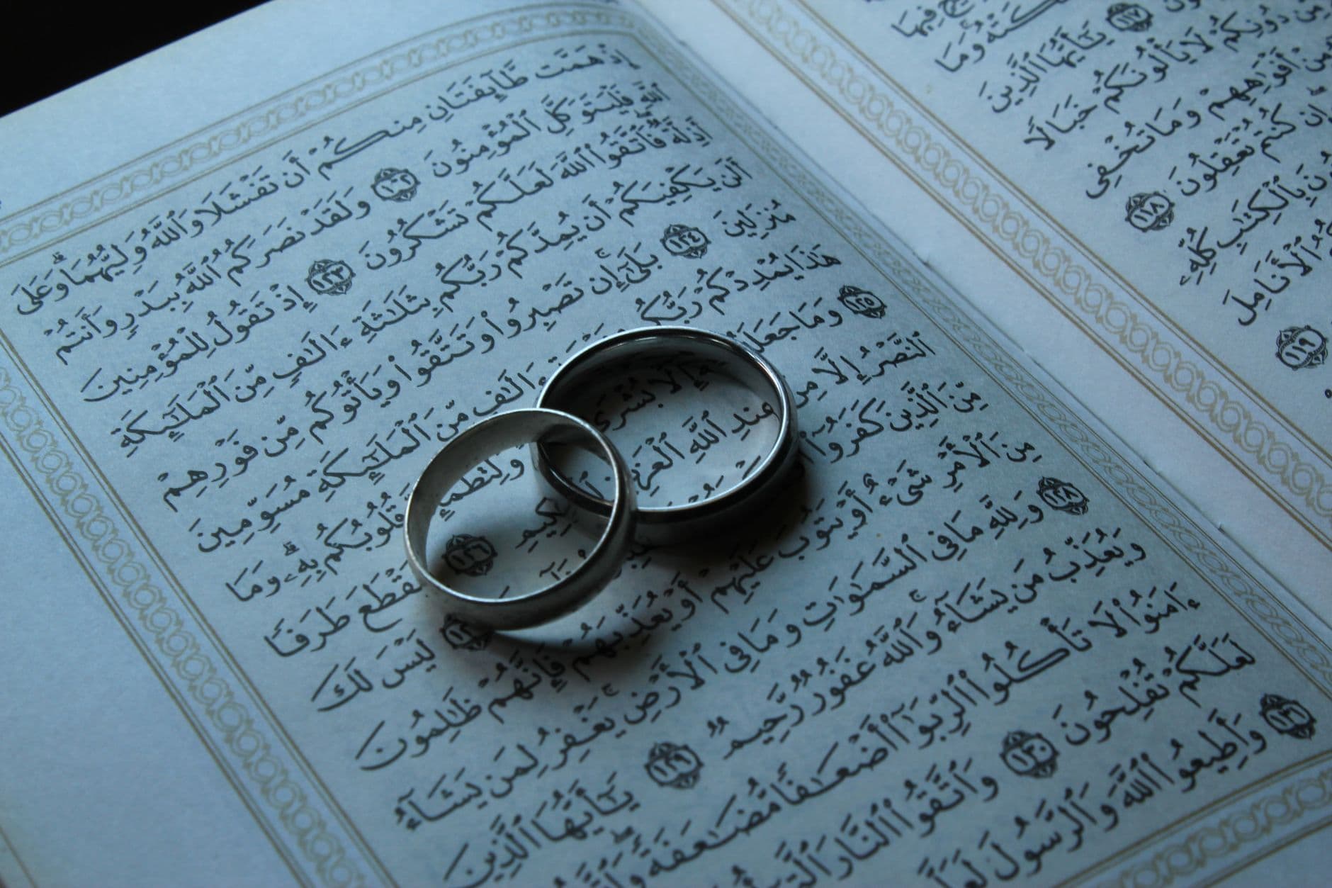 الزيجات المختلطة في العالم العربي بالأرقام — جسور ثقافية تتسع