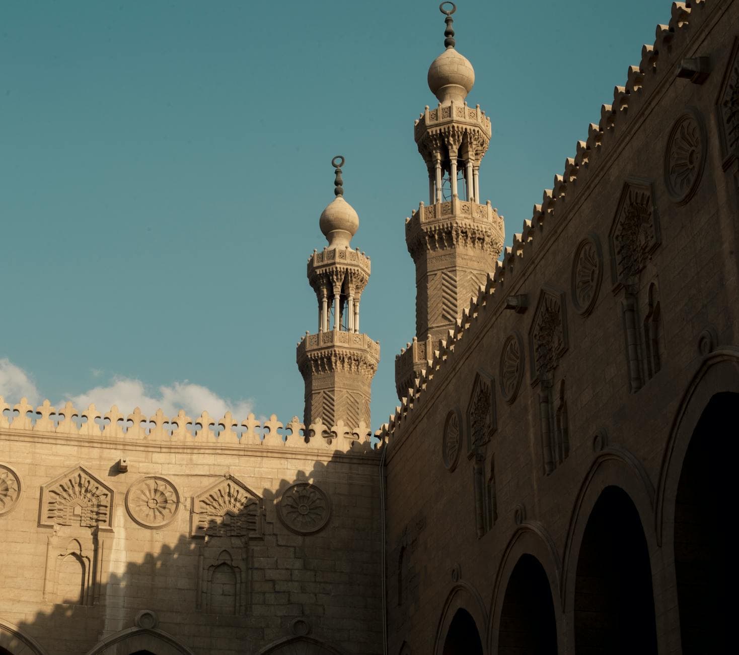بيت الشعر يستعيد حضوره في النص الجديد