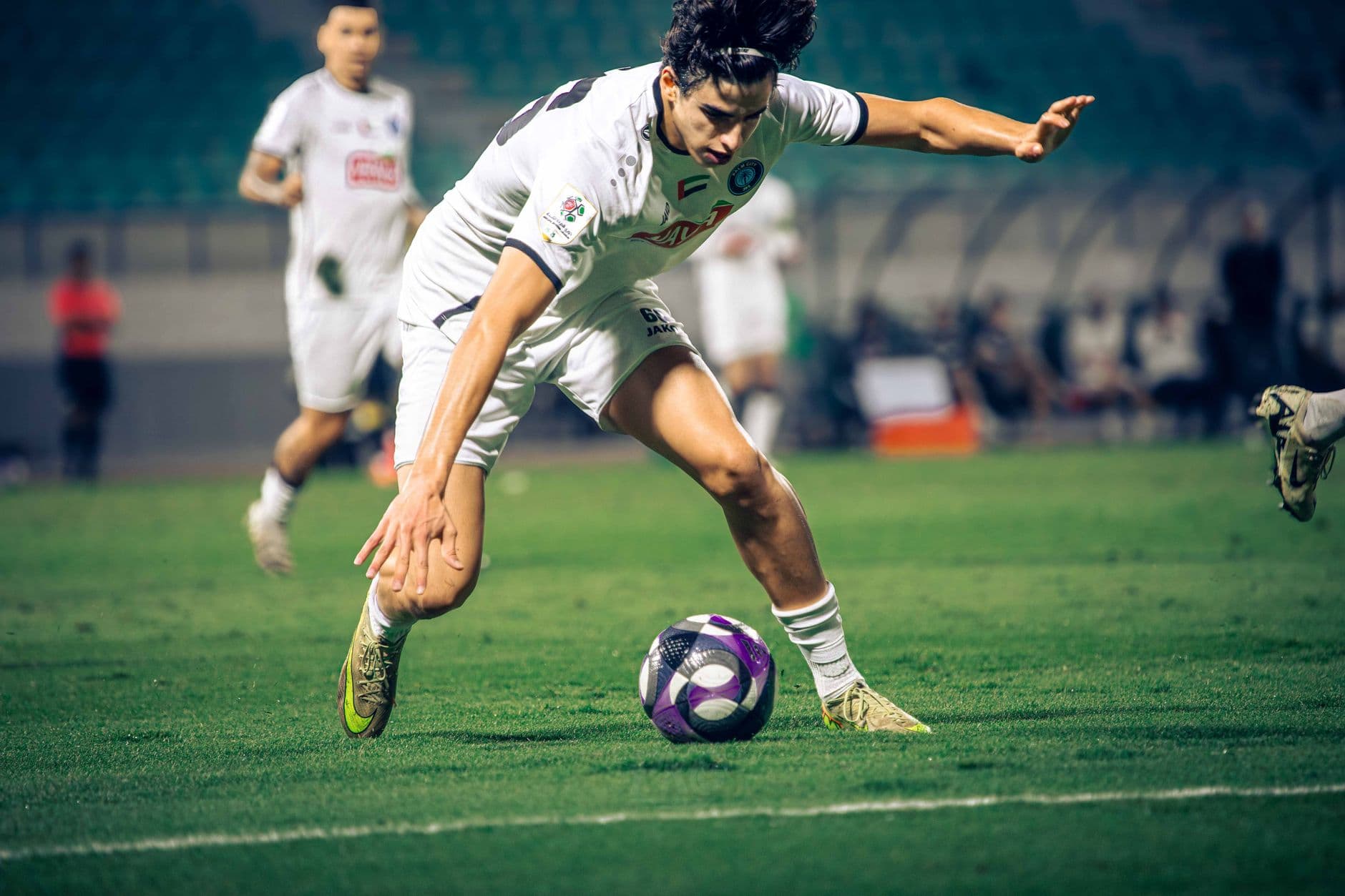 الأهلي السعودي يضم مشعل المطيري حتى 2029