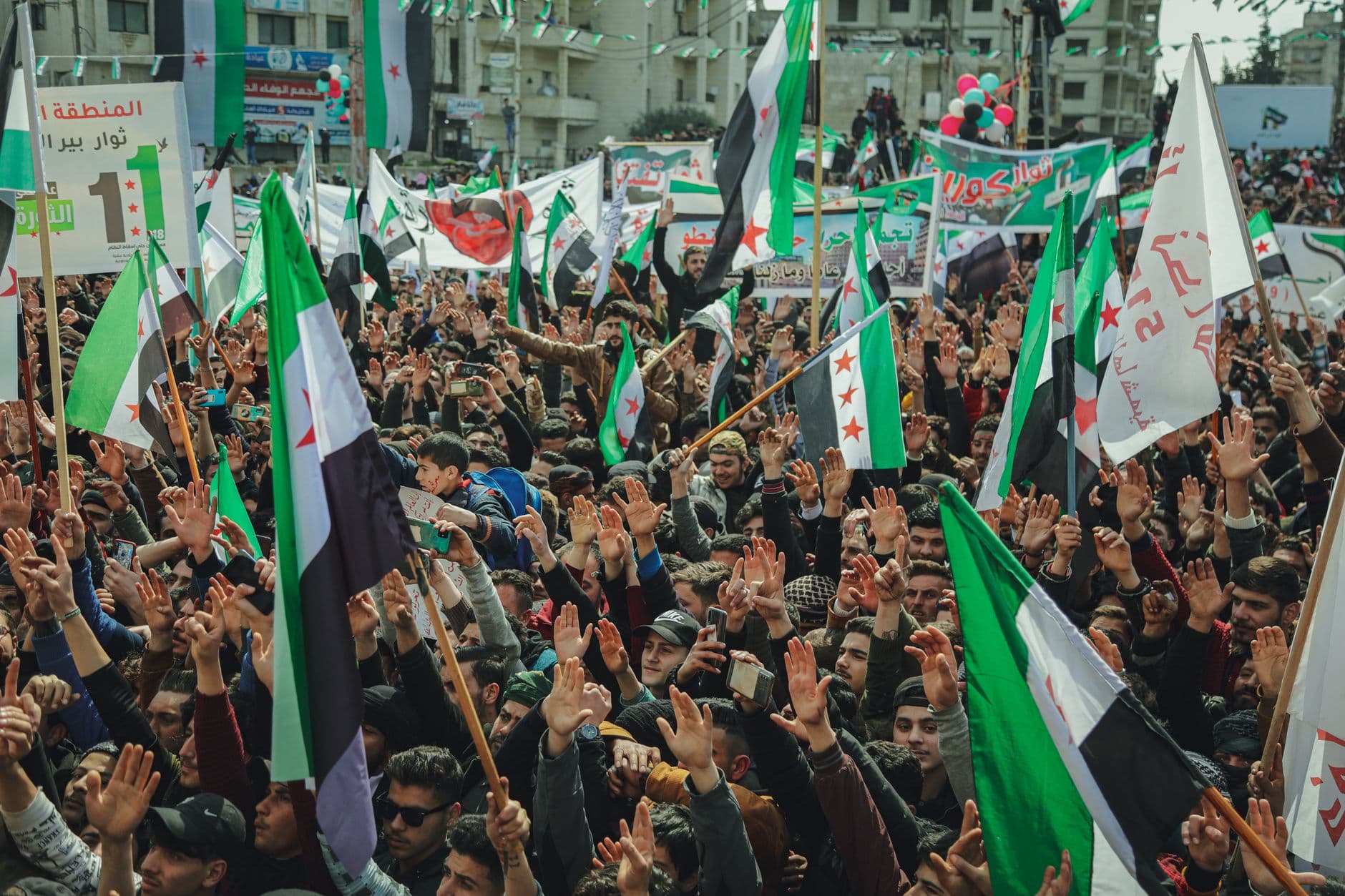 الربيع العربي: خط زمني للثورات والاحتجاجات من 2010 إلى 2026