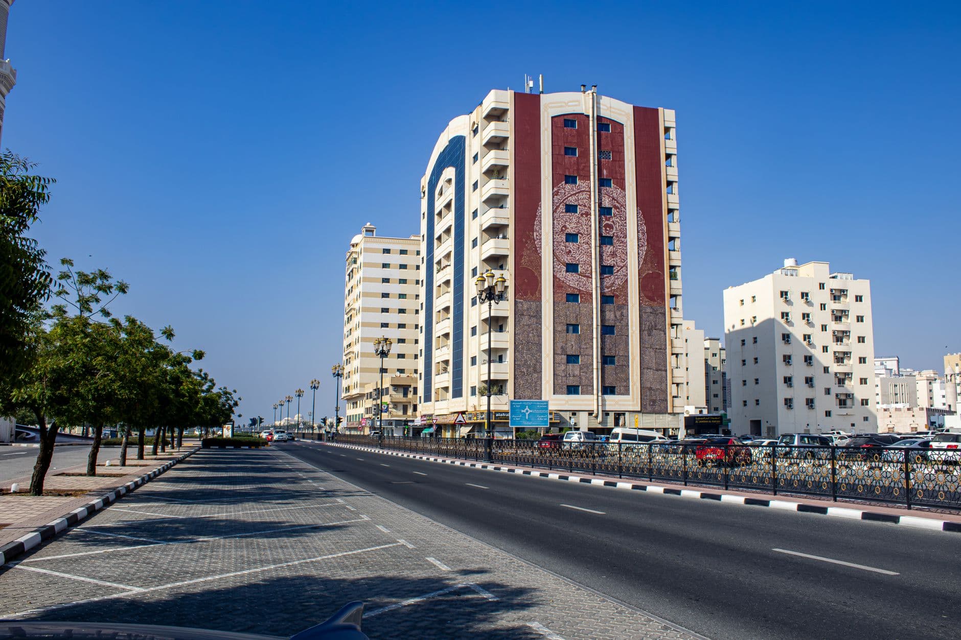 الإمارات تحقق نمو 13.1% بتجارتها غير النفطية