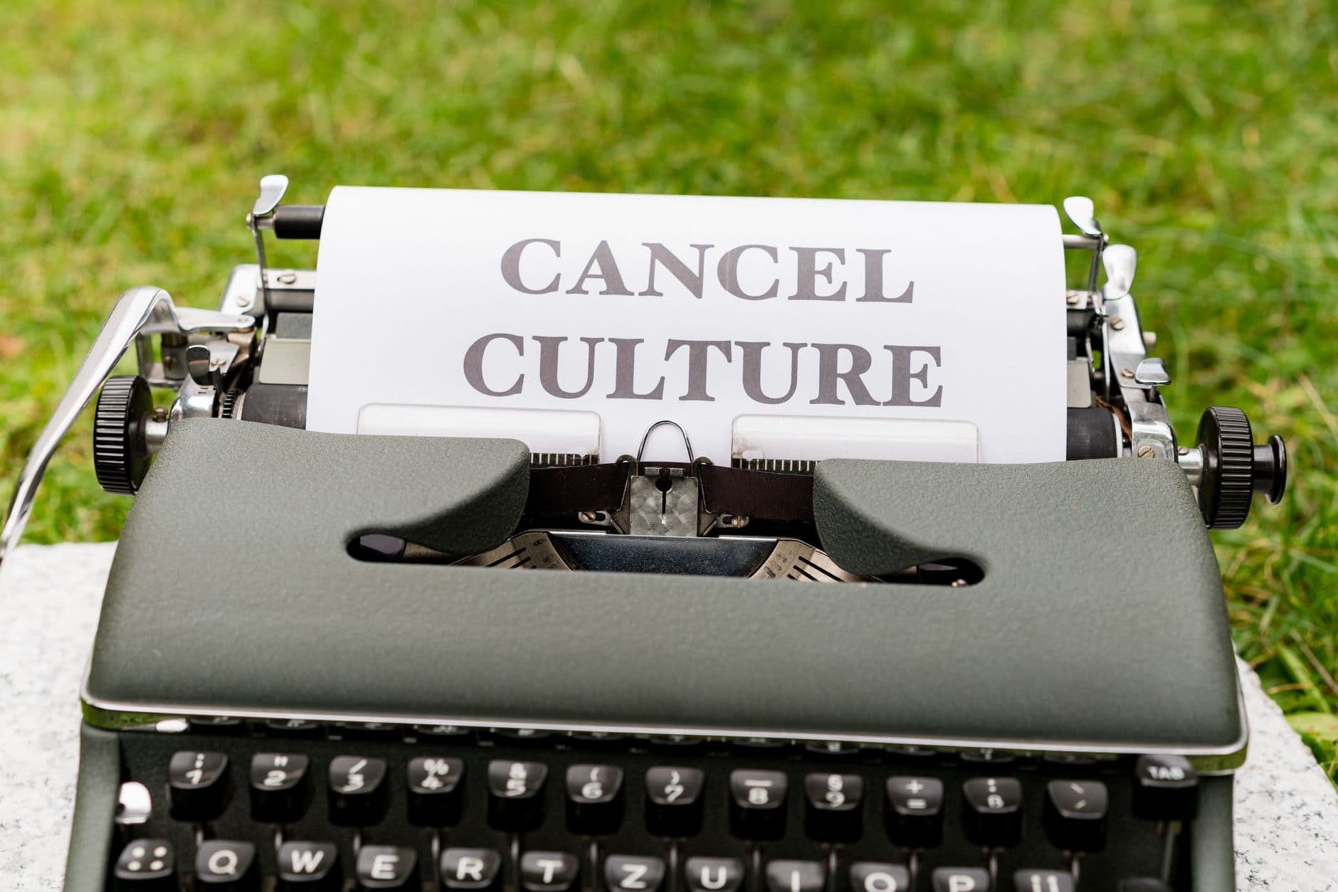 أسئلة شارحة: مفهوم الثقافة الكاسحة (Cancel Culture) وتأثيرها على حرية التعبير