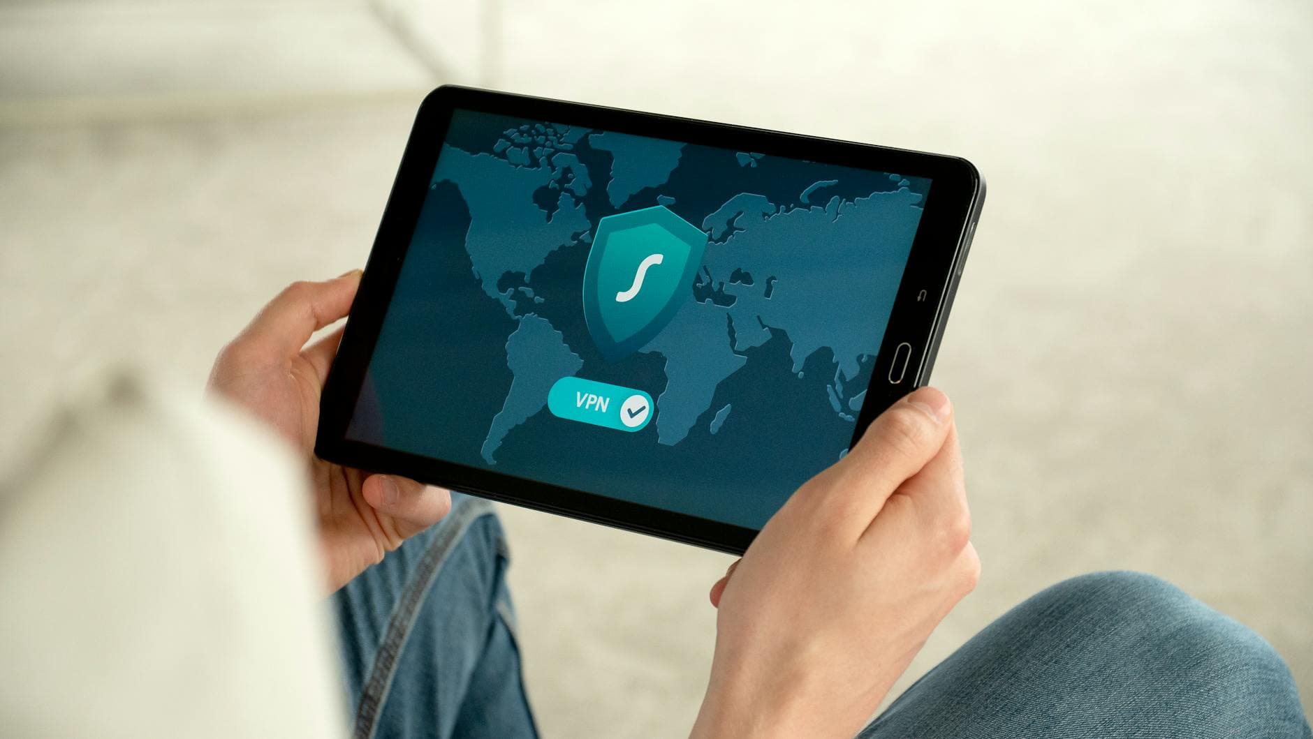 دليل عملي: حماية خصوصيتك على الإنترنت باستخدام VPN خطوة بخطوة